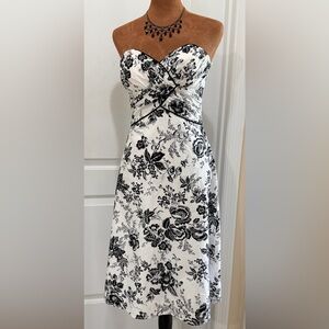 White House Black Market Black & White Floral Strapless Midi Dress